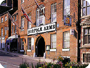 Norfolk Arms Hotel Photo